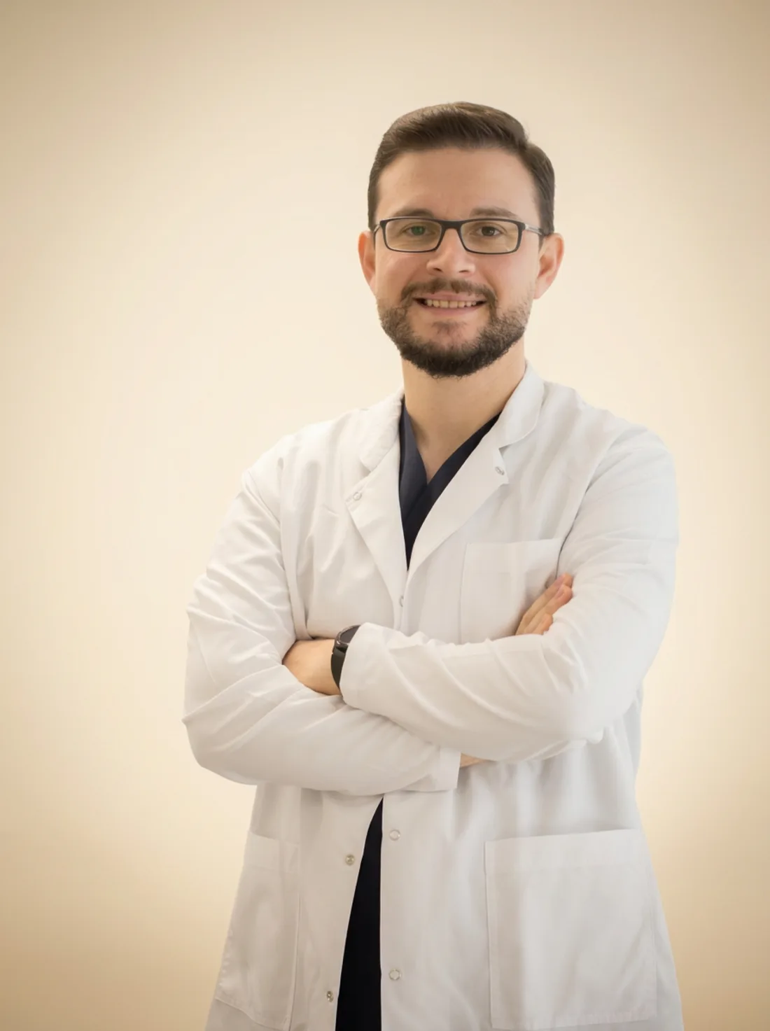Lead oral and maxillofacial surgeon at our partner clinic in Tirana